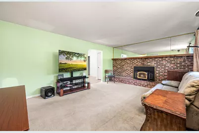 102 Montgomery Drive, Coatesville, PA 19320 - Photo 6
