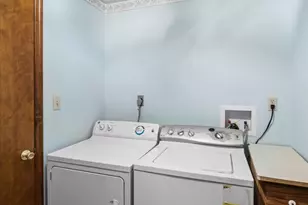 2843 Flowing Springs Rd, Spring City, PA 19475 - Photo 16