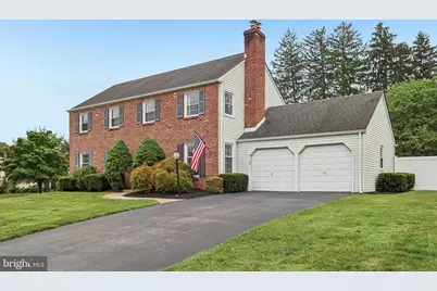 69 N Spring Lane, Phoenixville, PA 19460 - Photo 2