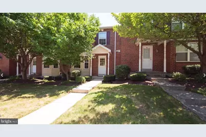 1051 Square Drive #3, Phoenixville, PA 19460 - Photo 2