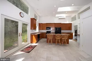 1011 N Valley Rd, Paoli, PA 19301 - Photo 20