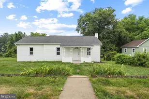 286 Ellicott Rd, Avondale, PA 19311 - Photo 1