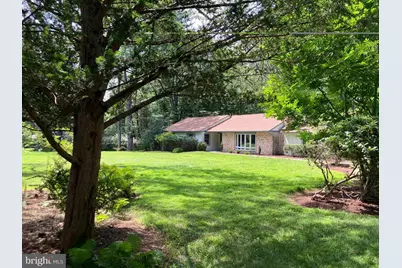 14 Laurel Circle, Malvern, PA 19355 - Photo 1