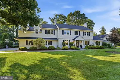 417 Heatherwood Lane, Devon, PA 19333 - Photo 2