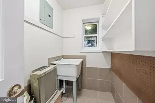 610 W Market St, West Chester, PA 19382 - Photo 16