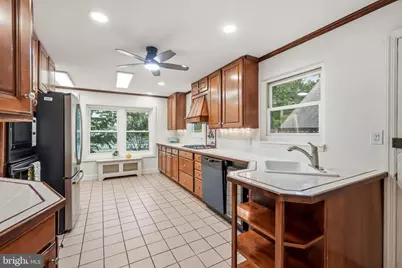 610 W Market Street, West Chester, PA 19382 - Photo 10