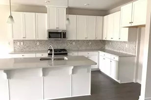 256 Chase Dr, Downingtown, PA 19335 - Photo 2