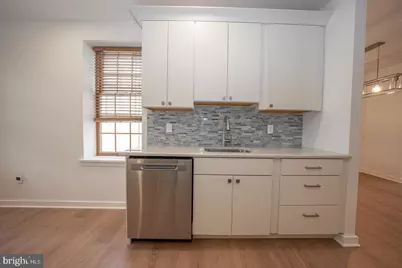 42 N Waterloo Road #38, Devon, PA 19333 - Photo 6
