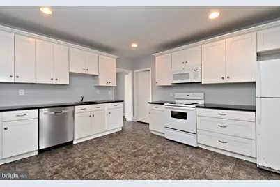 173 Prospect Street, Phoenixville, PA 19460 - Photo 12