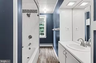 624 Bridge St, Phoenixville, PA 19460 - Photo 22