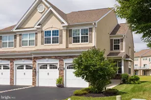 2604 Rockledge Ct, Chester Springs, PA 19425 - Photo 4