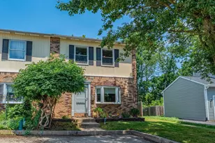 43 Evergreen Ln, Phoenixville, PA 19460 - Photo 2