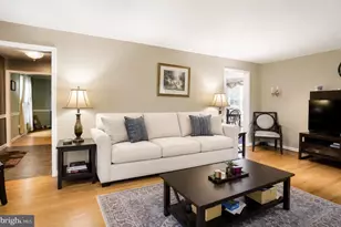 305 Continental Dr, Paoli, PA 19301 - Photo 24