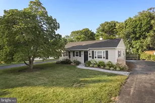 113 Manor Rd, Paoli, PA 19301 - Photo 4