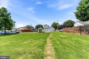 210 New St, Avondale, PA 19311 - Photo 4