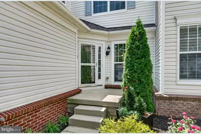 228 N Caldwell Circle, Downingtown, PA 19335 - Photo 6