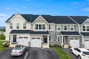 240 Chase Dr, Downingtown, PA 19335 - Photo 2