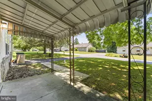 250 Watson Ave, Coatesville, PA 19320 - Photo 8