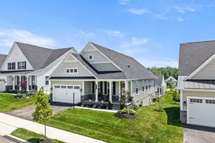937 Eakins Cir, West Chester, PA 19380 - Photo 2