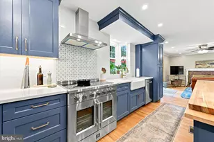 7 Manor View Cir, Malvern, PA 19355 - Photo 6