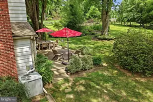 7 Manor View Cir, Malvern, PA 19355 - Photo 40