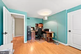 7 Manor View Cir, Malvern, PA 19355 - Photo 32