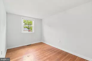 889 Oxford Ave, Phoenixville, PA 19460 - Photo 12