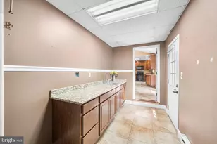 2604 Pheasant Run Ln, Spring City, PA 19475 - Photo 16