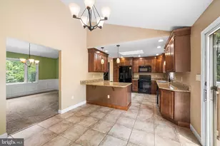 2604 Pheasant Run Ln, Spring City, PA 19475 - Photo 8