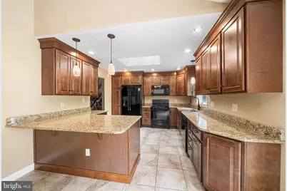 2604 Pheasant Run Lane, Spring City, PA 19475 - Photo 10