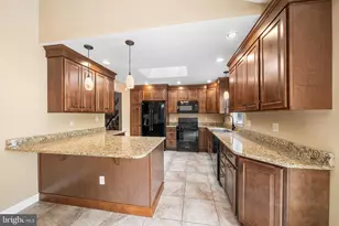 2604 Pheasant Run Ln, Spring City, PA 19475 - Photo 10