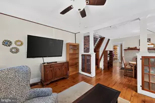 241 Washington Ave, Downingtown, PA 19335 - Photo 4