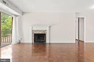 423 Old Forge Crossing, Devon, PA 19333 - Photo 6