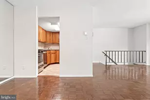 423 Old Forge Crossing, Devon, PA 19333 - Photo 8