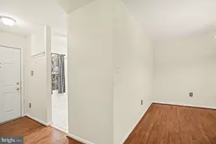 205 Valley Stream Ln, Tredyffrin, PA 19087 - Photo 4