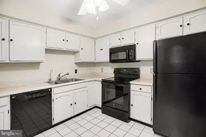 205 Valley Stream Lane #205, Tredyffrin, PA 19087 - Photo 6