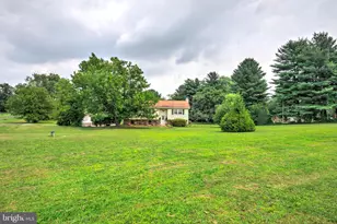 1896 Little Conestoga Rd, Elverson, PA 19520 - Photo 2