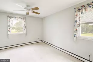 1896 Little Conestoga Rd, Elverson, PA 19520 - Photo 16