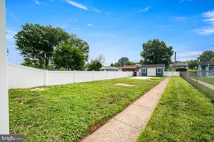 1006 W Bridge St, Phoenixville, PA 19460 - Photo 30