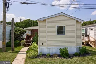 24 Highland Ct, Parkesburg, PA 19365 - Photo 2