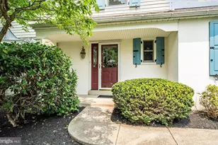 15 Crestview Rd, Phoenixville, PA 19460 - Photo 4