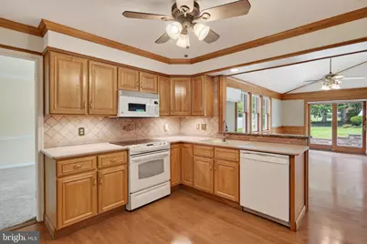 15 Crestview Road, Phoenixville, PA 19460 - Photo 10