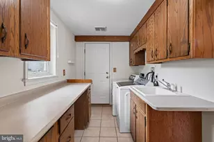 15 Crestview Rd, Phoenixville, PA 19460 - Photo 26