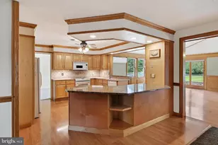 15 Crestview Rd, Phoenixville, PA 19460 - Photo 8