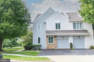 310 Newport Pl, Exton, PA 19341 - Photo 2