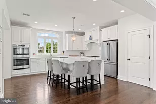 7 Grey Ct, Berwyn, PA 19312 - Photo 10