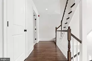 7 Grey Ct, Berwyn, PA 19312 - Photo 22