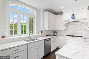 7 Grey Ct, Berwyn, PA 19312 - Photo 8
