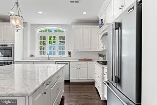 7 Grey Ct, Berwyn, PA 19312 - Photo 6