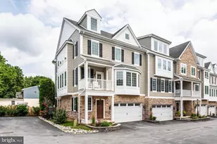7 Grey Ct, Berwyn, PA 19312 - Photo 1